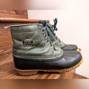 SOREL Vintage Y2K thermal duck boots Pine Green size 8